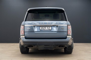 2018 Land Rover Range Rover - Thumbnail