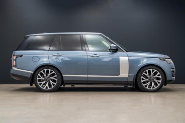 2018 Land Rover Range Rover - Thumbnail