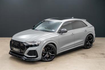 2023 Audi RS Q8 - Thumbnail