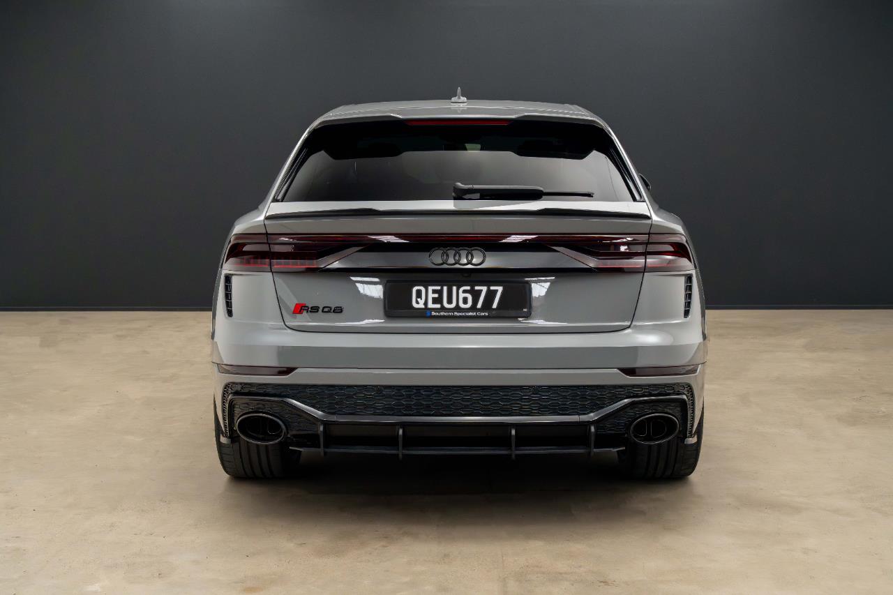 2023 Audi RS Q8