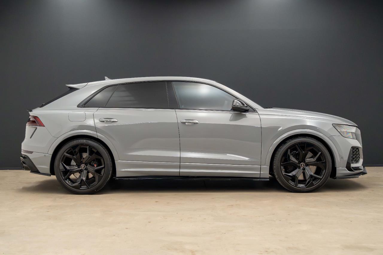 2023 Audi RS Q8