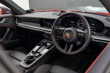 2024 Porsche 911 - Thumbnail