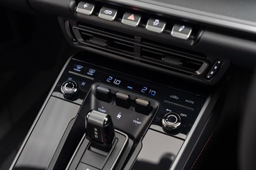 2024 Porsche 911 - Thumbnail