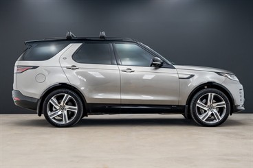 2021 Land Rover Discovery - Thumbnail