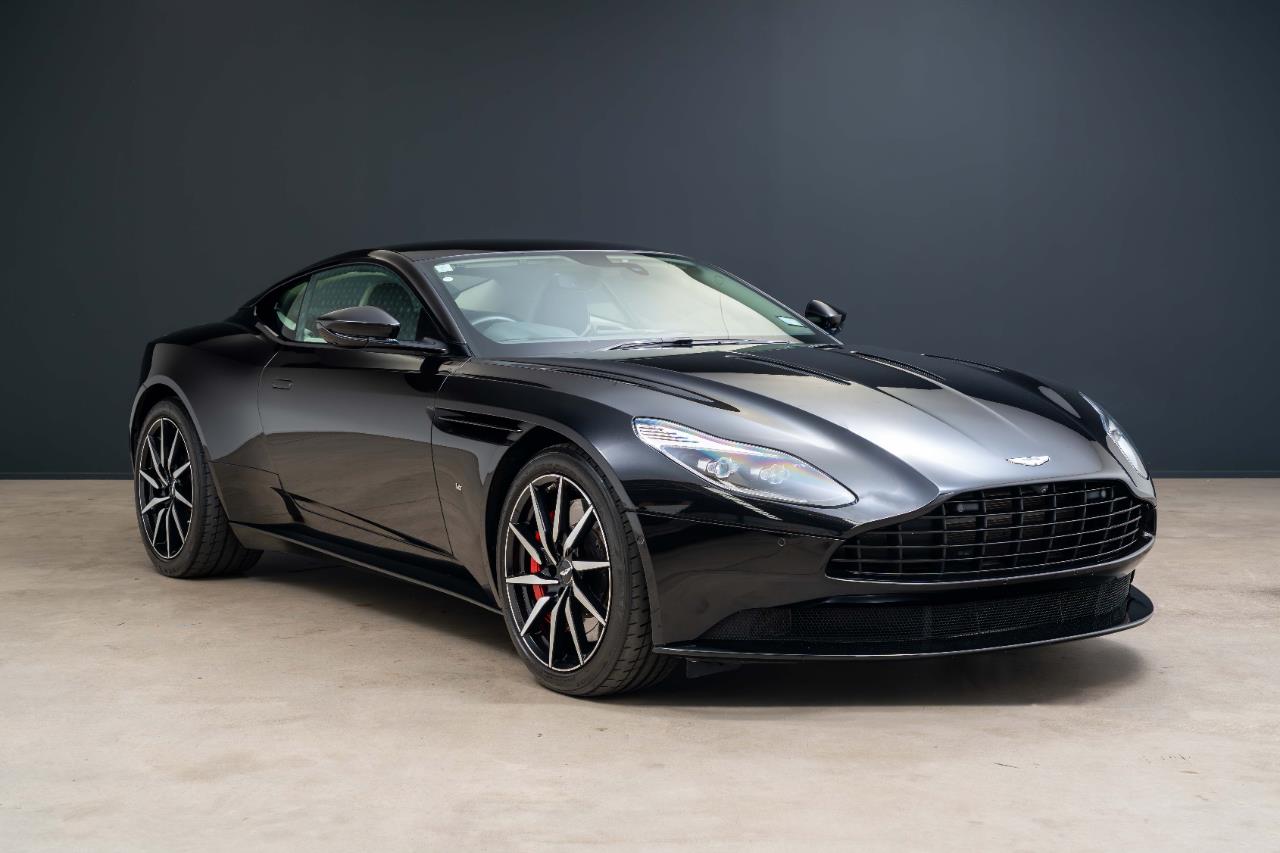 2017 Aston Martin DB11