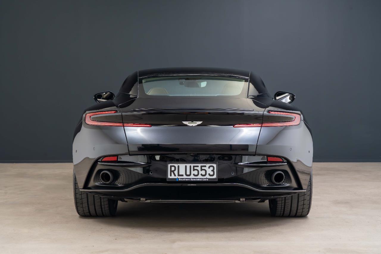 2017 Aston Martin DB11