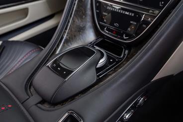 2017 Aston Martin DB11 - Thumbnail