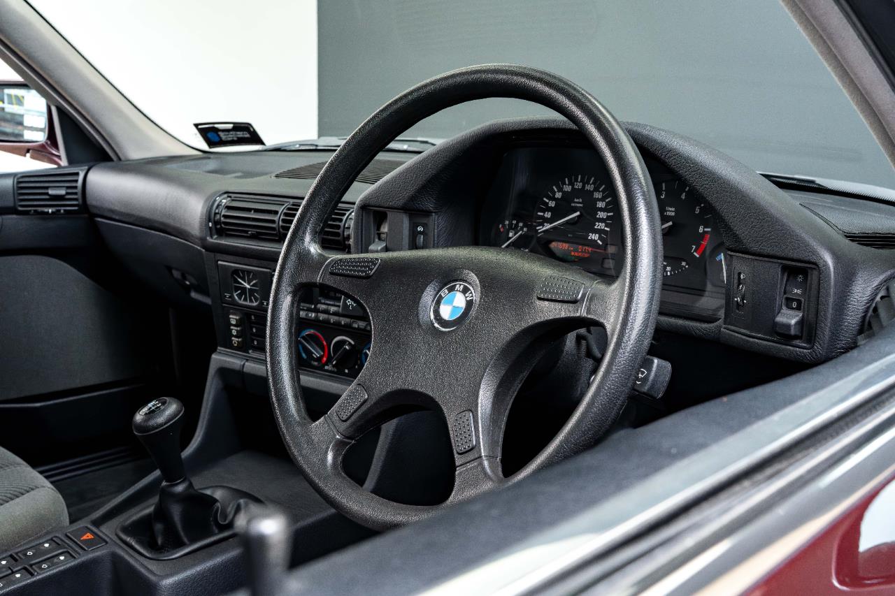 1991 BMW 518i