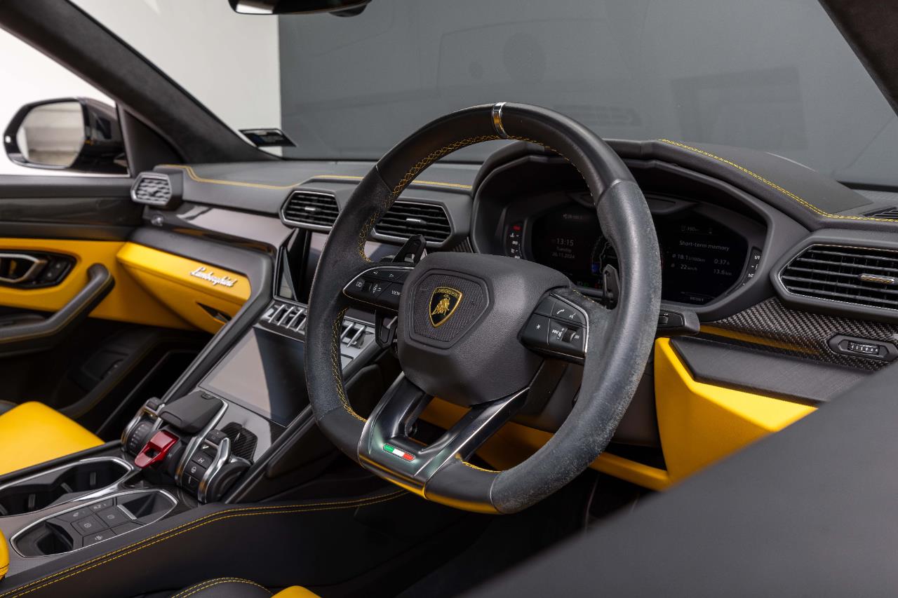 2021 Lamborghini Urus
