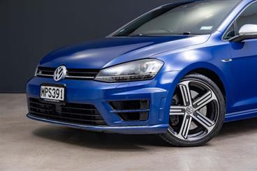 2014 Volkswagen Golf - Thumbnail