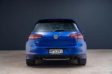 2014 Volkswagen Golf - Thumbnail