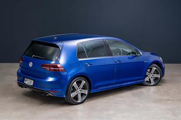 2014 Volkswagen Golf - Thumbnail