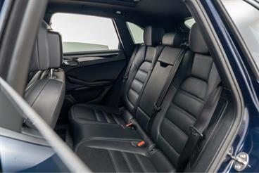 2019 Porsche Macan - Thumbnail