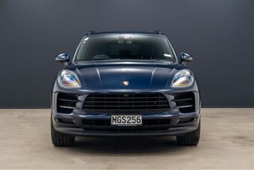 2019 Porsche Macan - Thumbnail