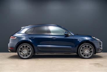 2019 Porsche Macan - Thumbnail