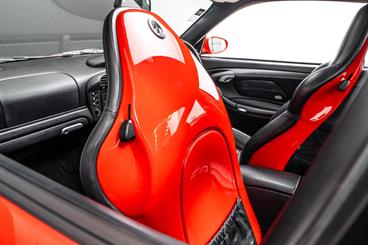 2003 Porsche 911 - Thumbnail