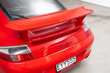 2003 Porsche 911 - Thumbnail