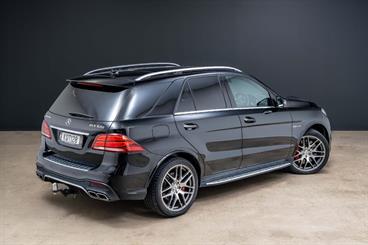 2017 Mercedes-Benz GLE 63 S - Thumbnail