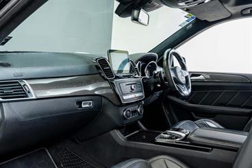 2017 Mercedes-Benz GLE 63 S - Thumbnail