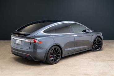 2017 Tesla Model X - Thumbnail