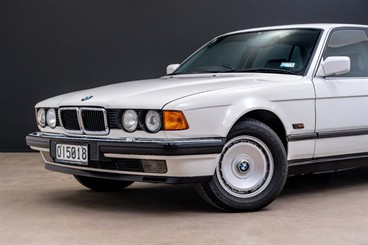 1989 BMW 750iL - Thumbnail