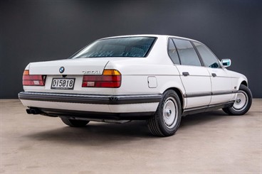 1989 BMW 750iL - Thumbnail