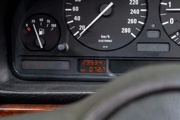 1989 BMW 750iL - Thumbnail