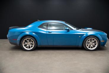 2020 Dodge Challenger - Thumbnail