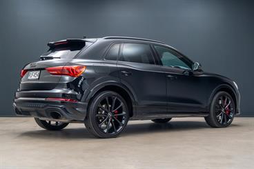 2022 Audi Q3 - Thumbnail