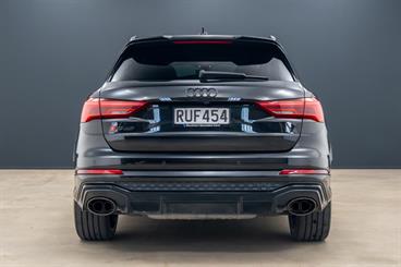 2022 Audi Q3 - Thumbnail