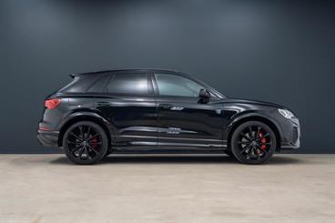 2022 Audi Q3 - Thumbnail