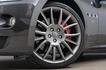 2010 Maserati Grancabrio - Thumbnail