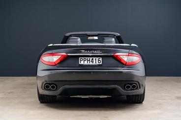 2010 Maserati Grancabrio - Thumbnail