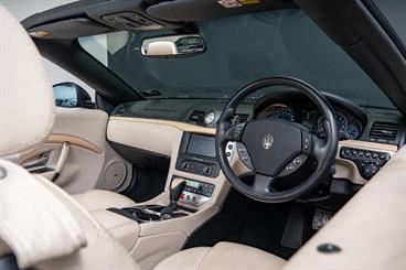 2010 Maserati Grancabrio - Thumbnail