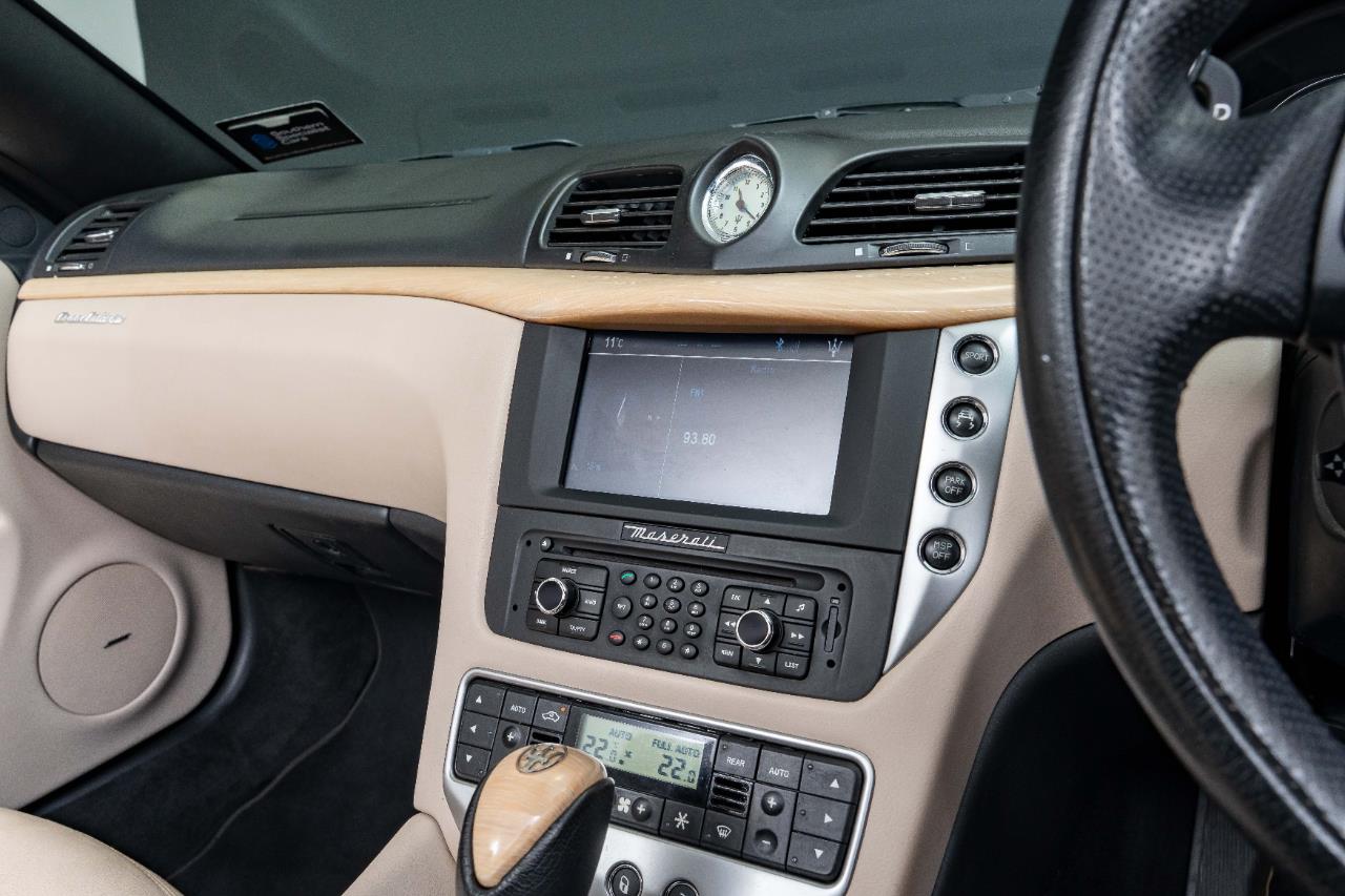 2010 Maserati Grancabrio