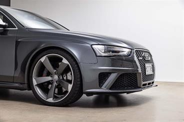 2013 Audi RS4 - Thumbnail