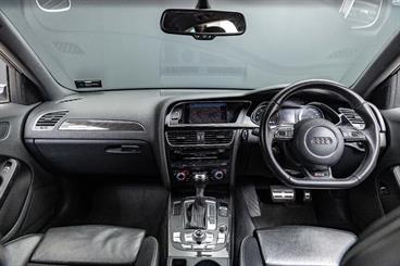 2013 Audi RS4 - Thumbnail