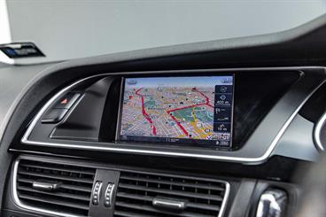2013 Audi RS4 - Thumbnail