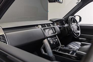 2015 Land Rover Range Rover - Thumbnail