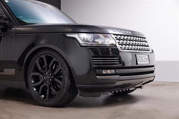 2015 Land Rover Range Rover - Thumbnail