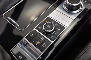2015 Land Rover Range Rover - Thumbnail
