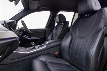 2019 BMW X5 - Thumbnail