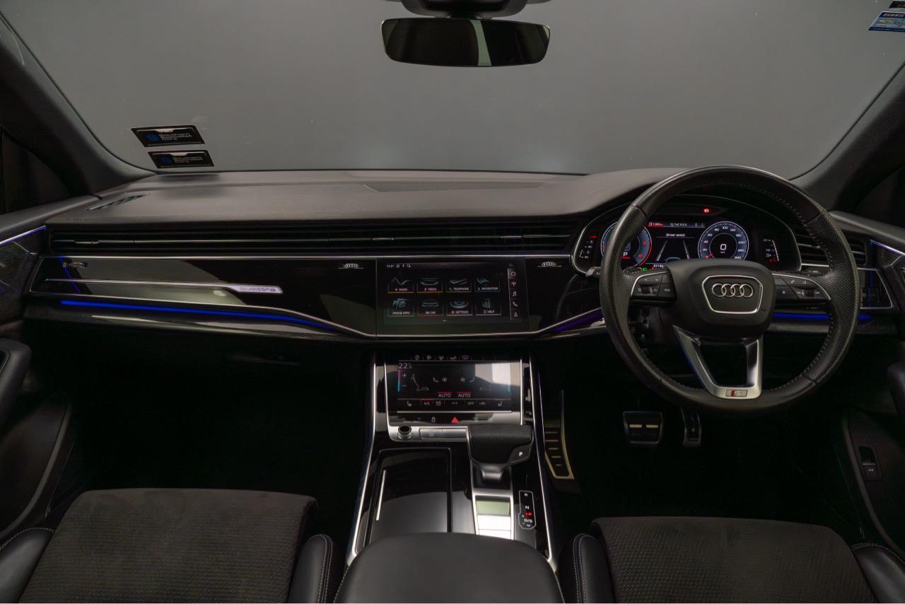 2018 Audi Q8