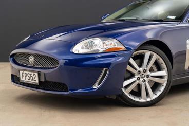 2009 Jaguar XK - Thumbnail