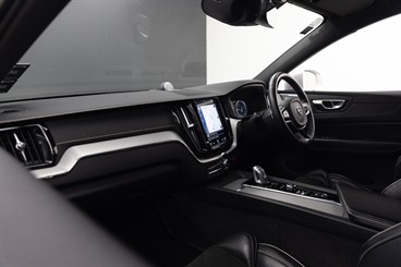 2018 Volvo XC60 - Thumbnail