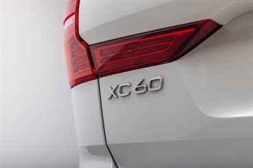 2018 Volvo XC60 - Thumbnail