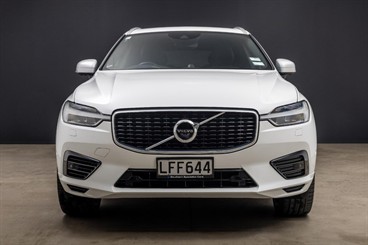 2018 Volvo XC60 - Thumbnail