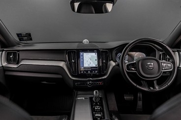 2018 Volvo XC60 - Thumbnail