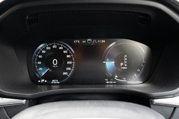 2018 Volvo XC60 - Thumbnail