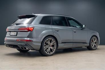 2021 Audi SQ7 - Thumbnail